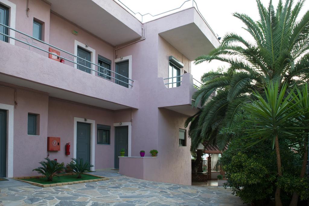 לוטרה אוריאס אלניס Mirella Studios מראה חיצוני תמונה
